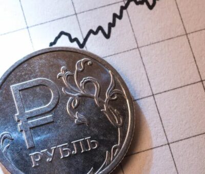 почему укрепился рубль